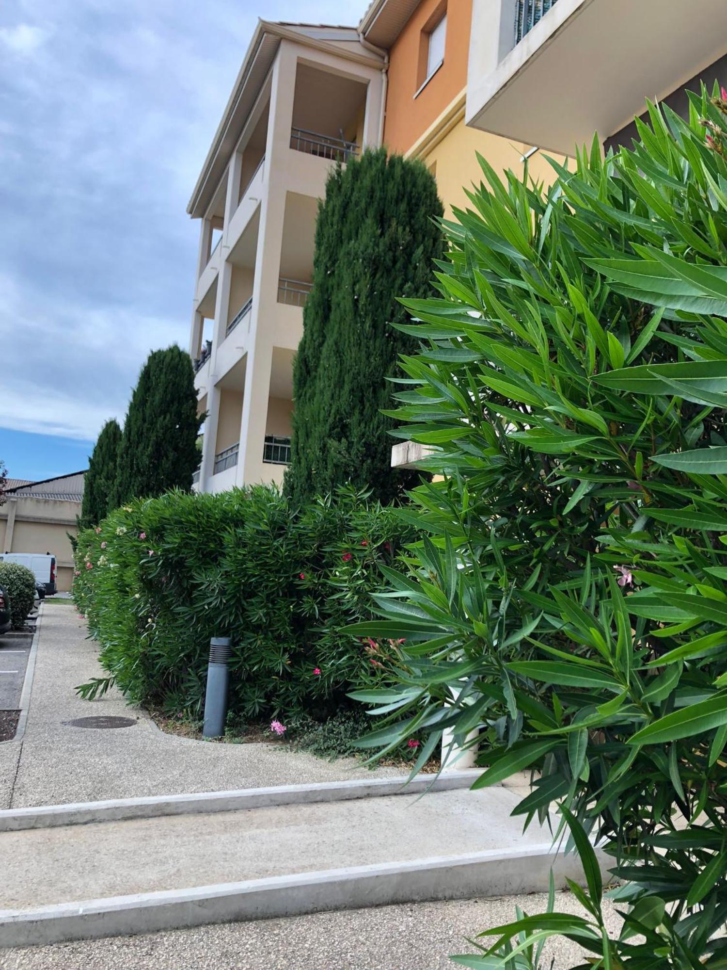 Les Jardins De Garance Apartment Avignon